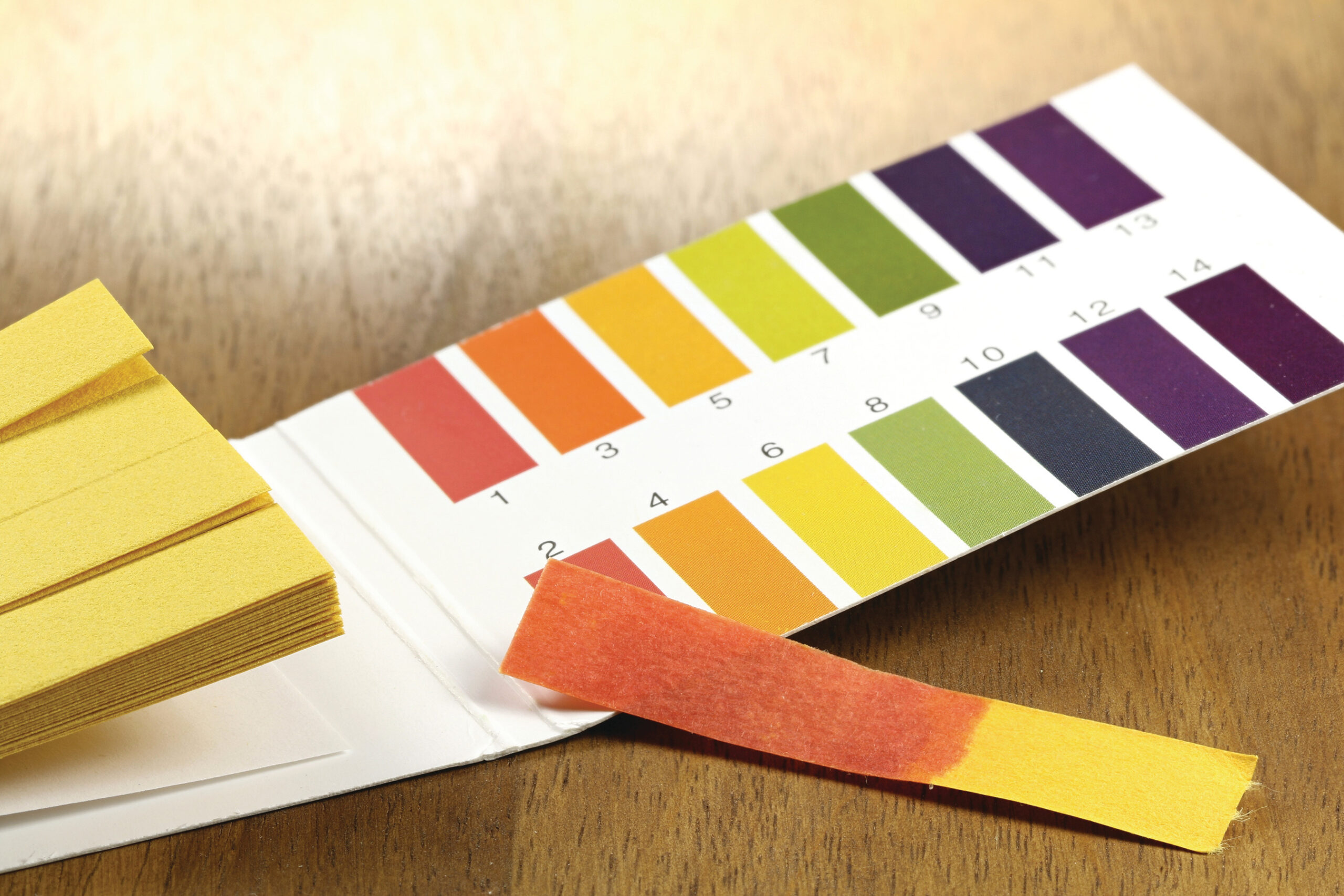 universal indicator paper with acidic testing